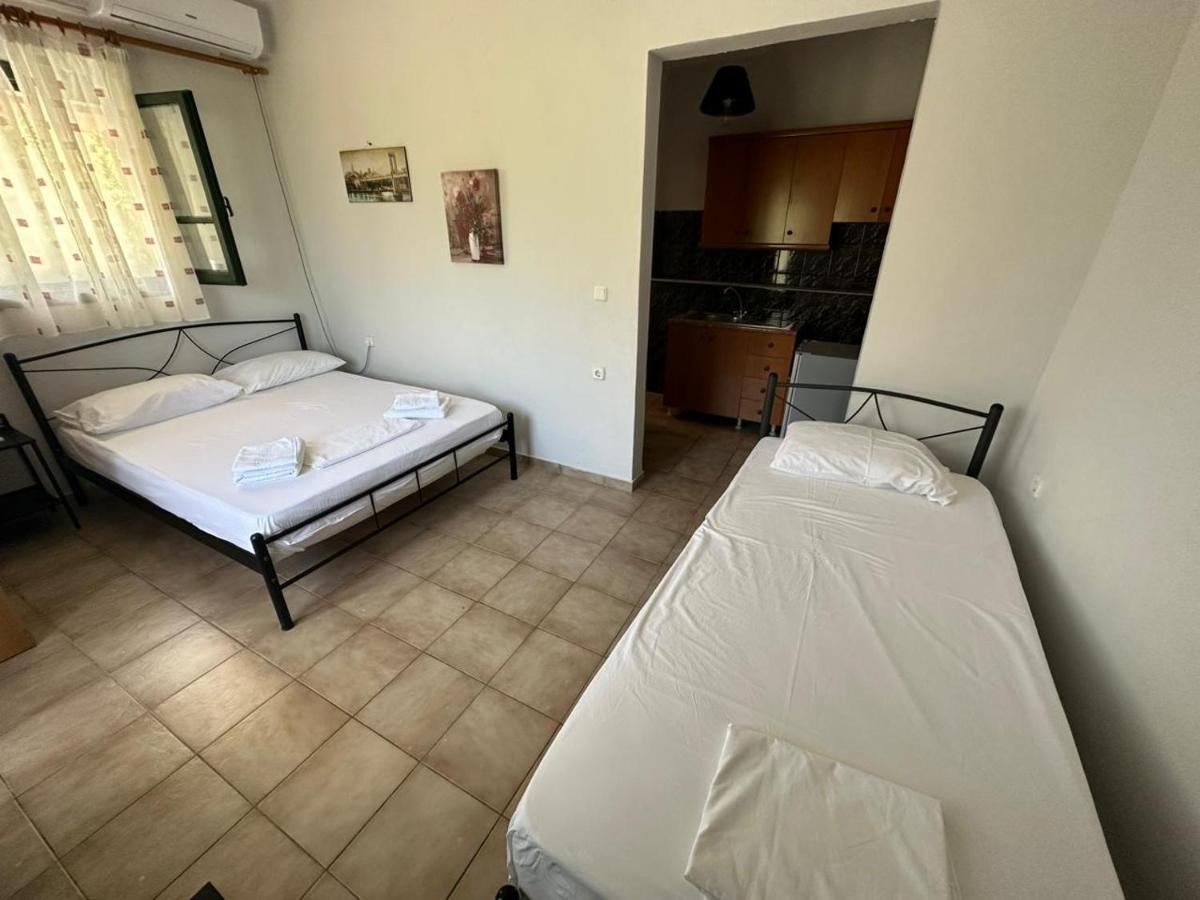 Lazari Rooms Himarë Exterior foto